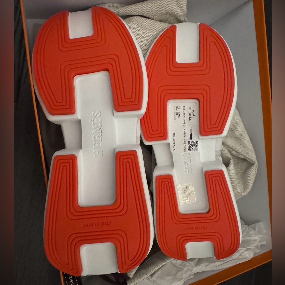 Hermes NEW GIGA Sneakers Women's size 39 - Picture 14 of 15